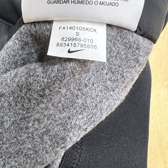 Nike Golf Down Vest Women's Sz Small Black Windproof Full Zip Running Shield - Picture 10 of 10